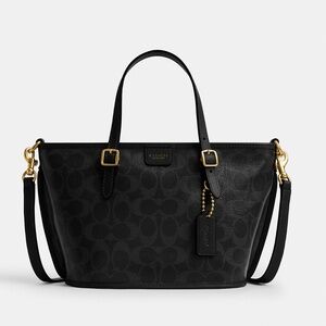 NWT!! Coach Taxi Tote Bag 21 In Signature Canvas